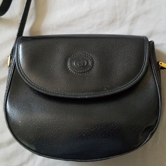 Gucci Handbags - Vintage Gucci shoulder bag